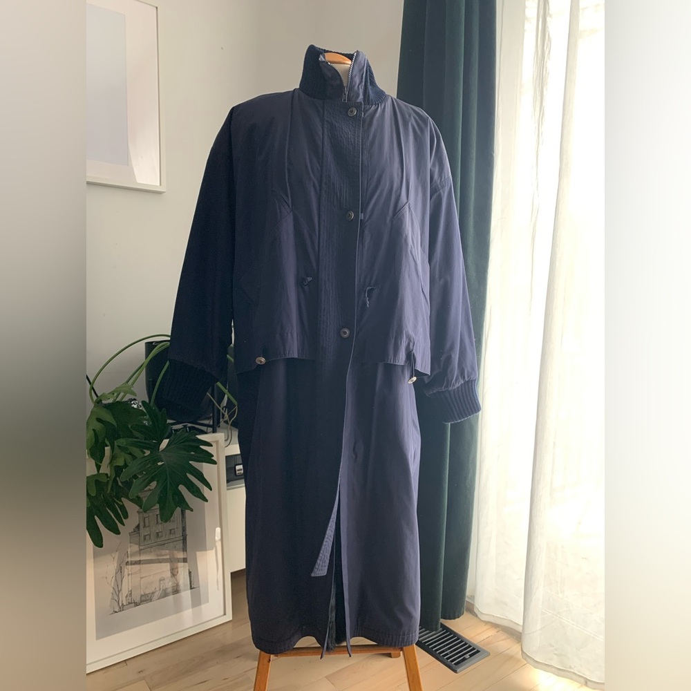 VINTAGE - Fur lining, Navy Blue Trench Coat - Picture 3 of 16